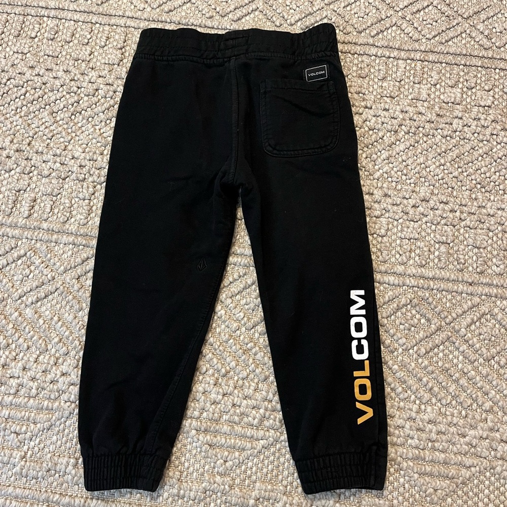 2 pr volcom sweatpants - Picture 3 of 7